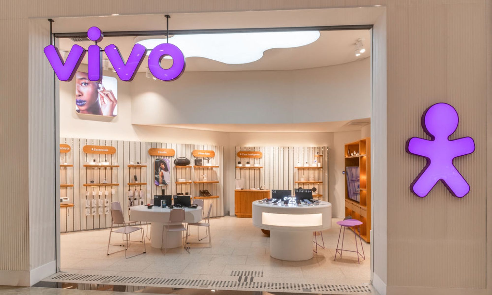 loja vivo com tela tensionada dressall