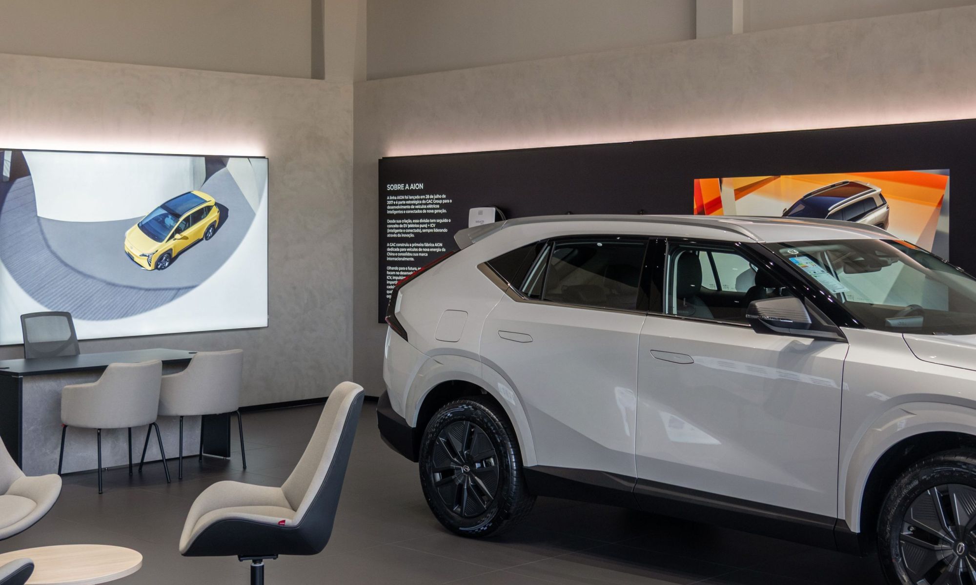 painel iluminado dresswall dressall na concessionaria GAC